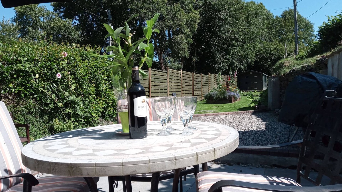 Lifton House | Leat Cottage, Lifton - a perfect Devon escape