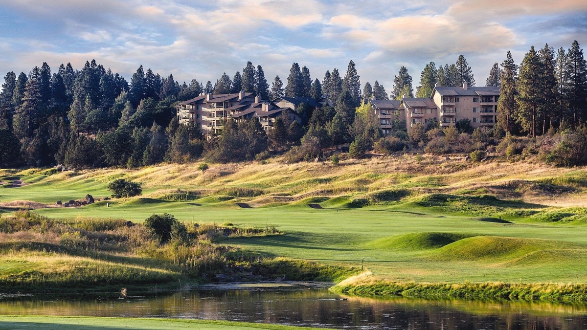 Klamath Falls Resort | Leave your worries at the door!