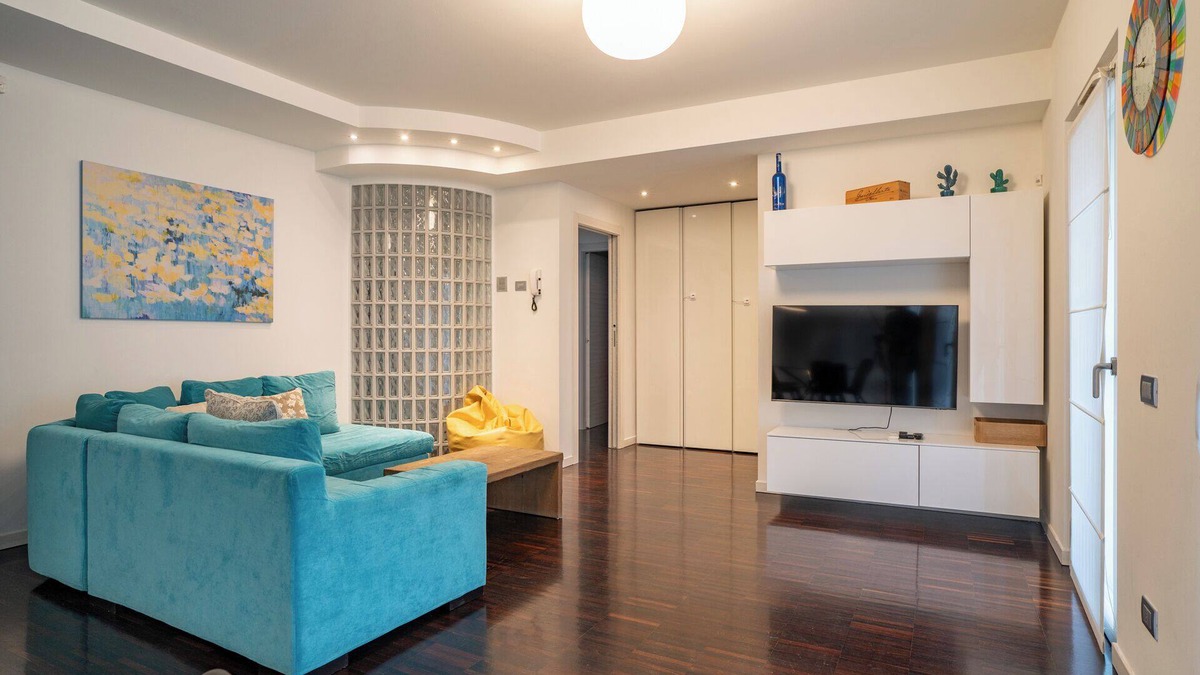 Lecco Apartment | Lecco Center - Authentic yet modern retreat