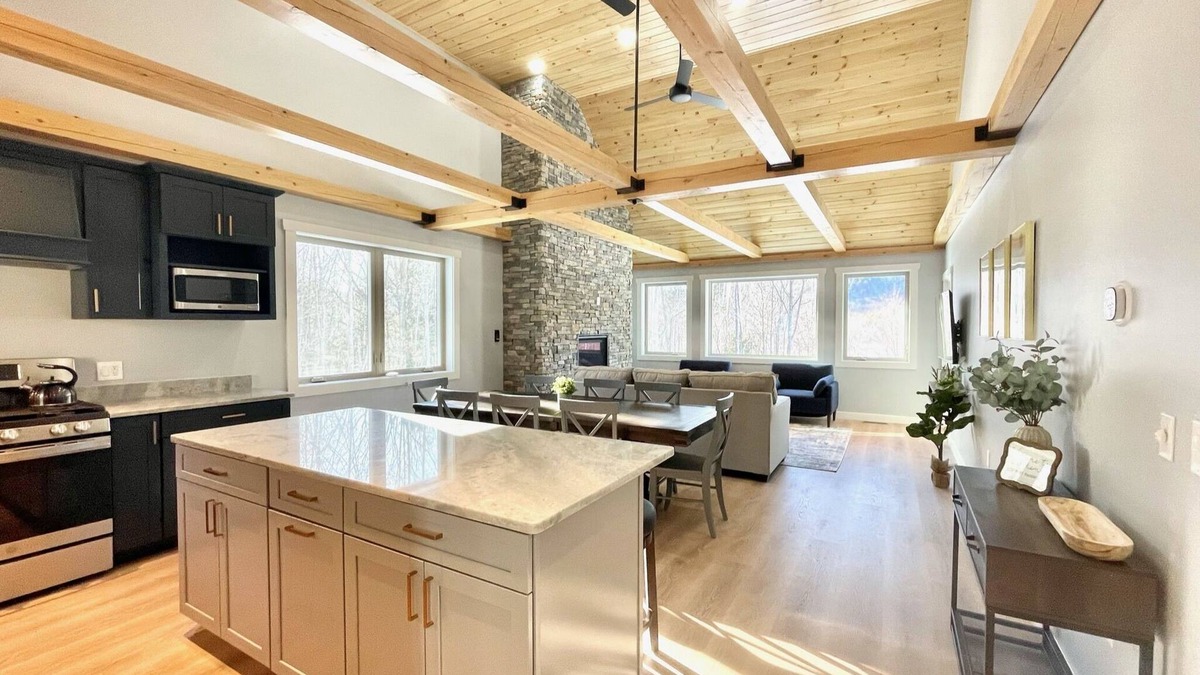 Bartlett House | Ledges at Attitash, EV Charger, Sports Club Access