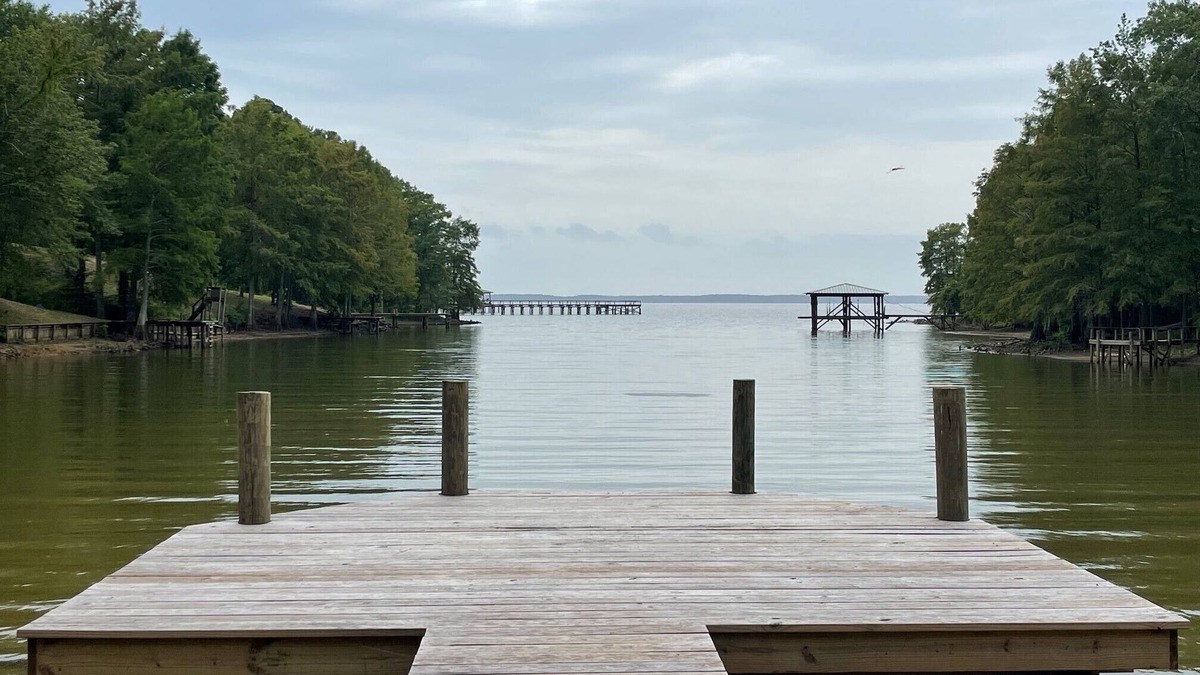 Negreet Cabin | LEDO HIDEAWAY - TOLEDO BEND WATERFRONT