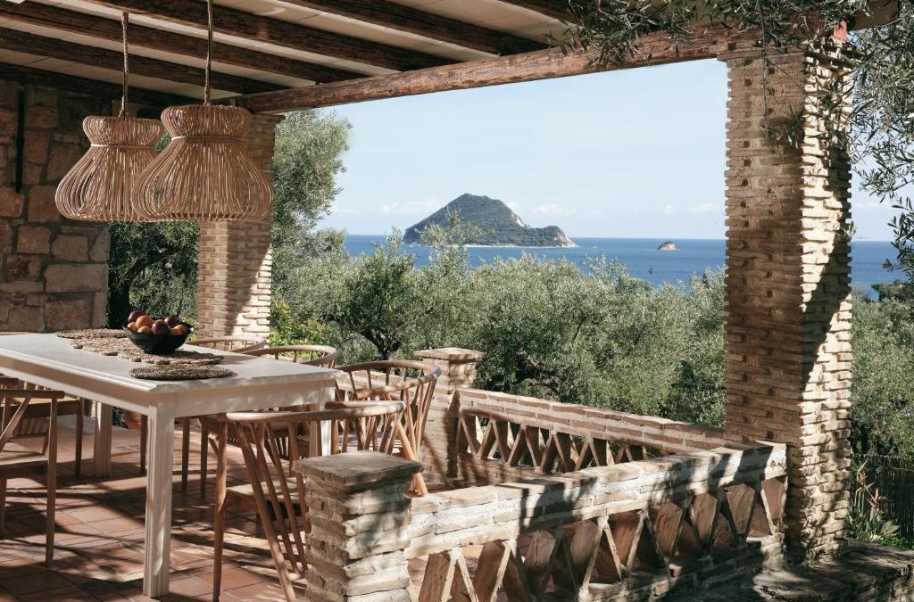 Porto Koukla Apartment | Leeda's Village