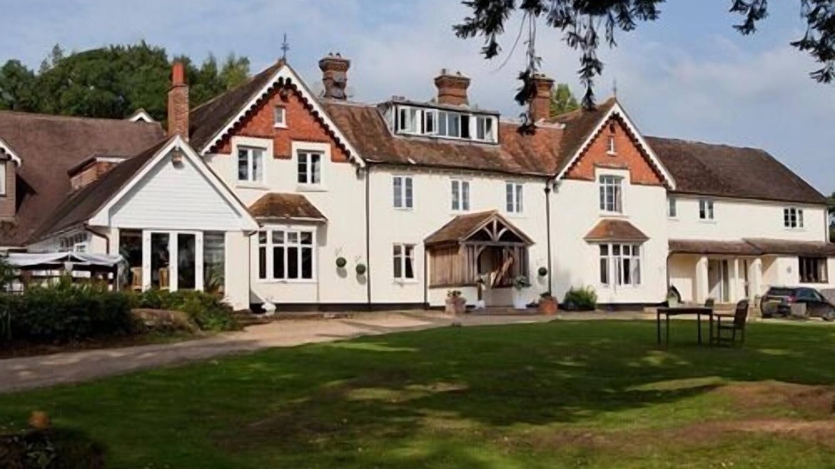 Battle Hotel | Leeford Place Hotel