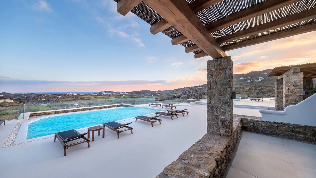 Plintri Hotel | Legendary Suites