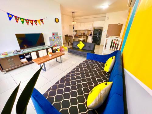 Medini Apartment | Legoland-8min walk at Kairos Comfort Spacious Suite for Families 1-12pax