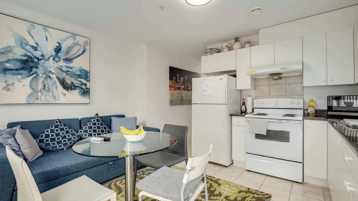 Renfrew-Collingwood House | LeHome Vancouver Spacious Backyard Retreat