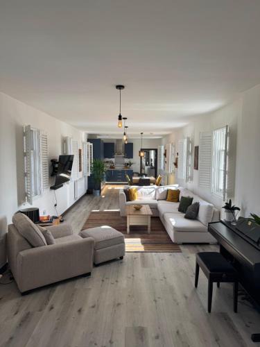Winchester Apartment | Leishman Views