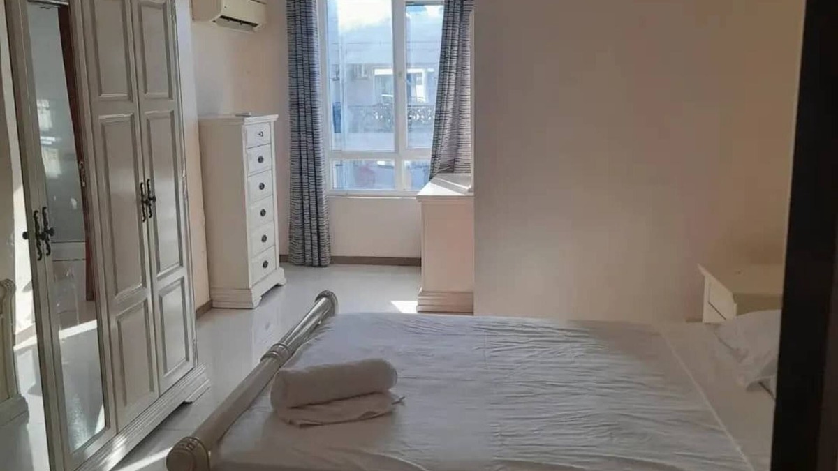 Masaki Apartment | Lemon tree apartment