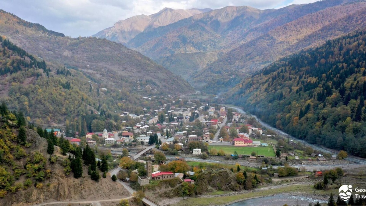 Lentekhi House | Lentekhi Autumn Fest !