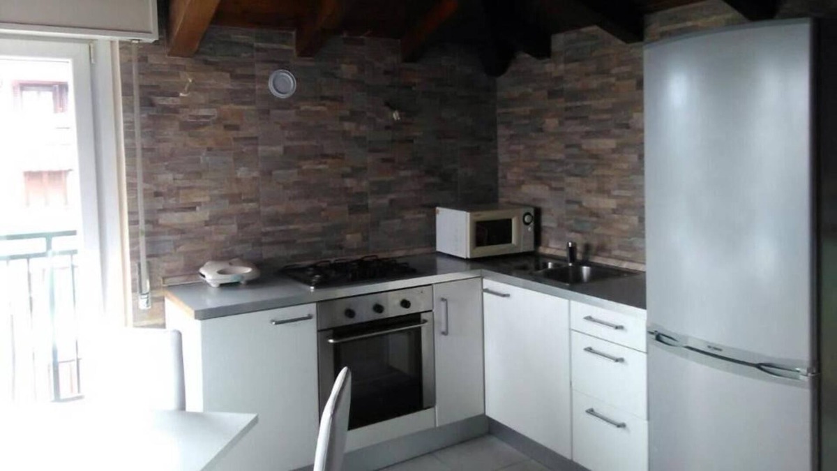 Bruzzano Apartment | Leonardo da Vinci / Galeazzi apartment