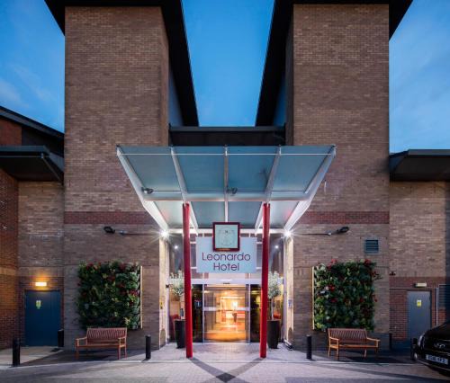 Heathrow Villages Hotel | Leonardo London Heathrow Airport