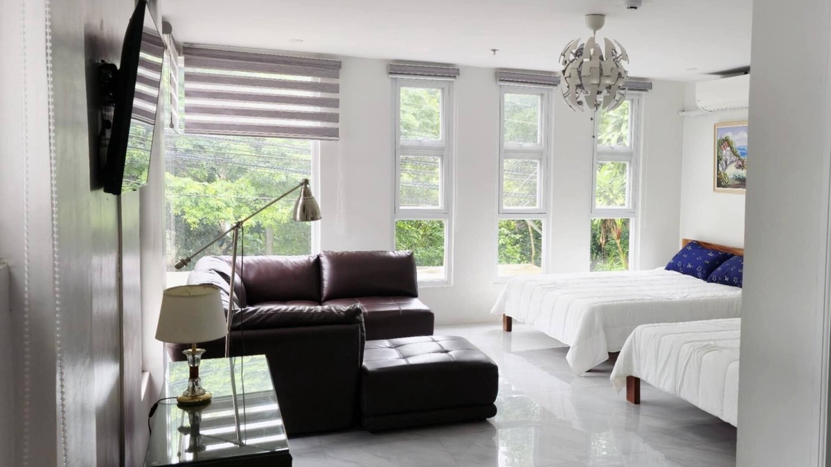 Tagaytay Hotel | Leribi Hotel and Restaurant