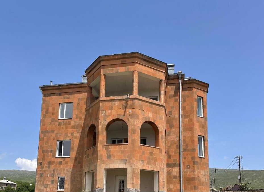 Aruch House | LERNAROT