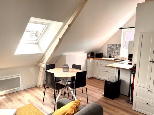 Enclos Apartment | Les 4 saisons Honfleur - Studio 4
