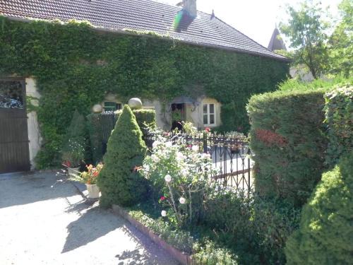 Bourg-le-Comte House | Les Belins