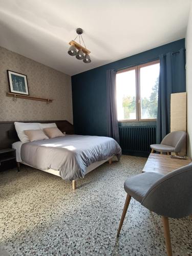 Monlet House | Les Bois de Malaguet - gite d'étape et de séjour