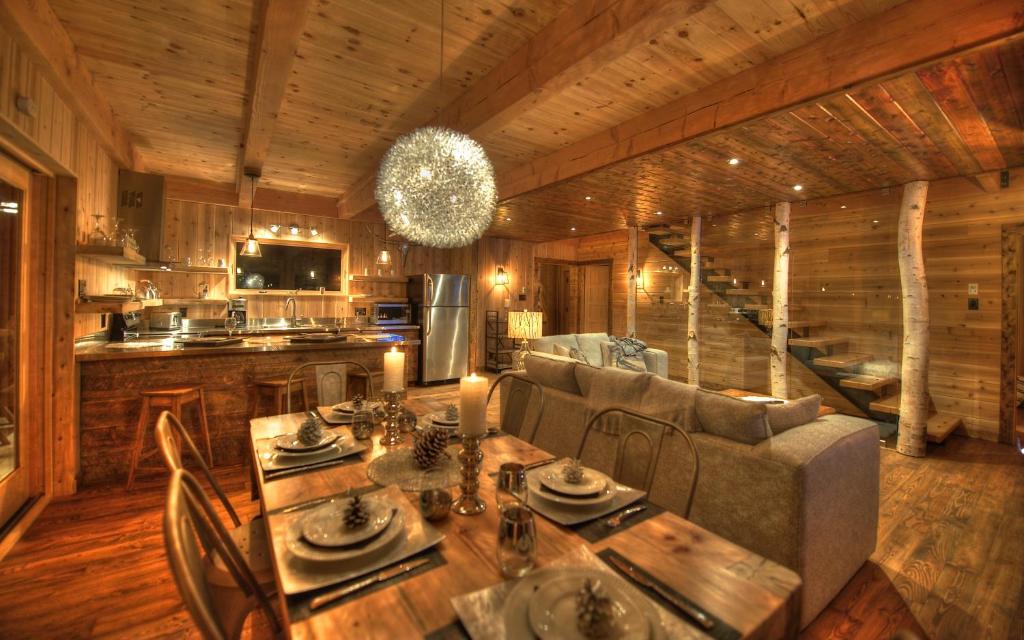 La Malbaie Ski Chalet | Les Bouleaux - Les Chalets Spa Canada