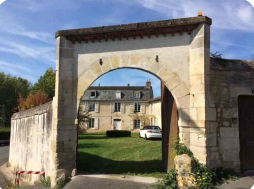 Chasseneuil-du-Poitou Bed & Breakfast | Les Buis, Chambre des Poétesses