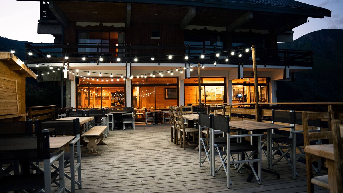 Saint-Sorlin-d'Arves Hotel | Les Cèdres Hôtel - Restaurant - Spa