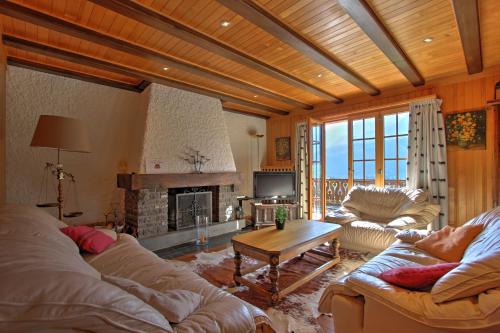 Chateau-d'Oex Ski Chalet | Les Chélettes