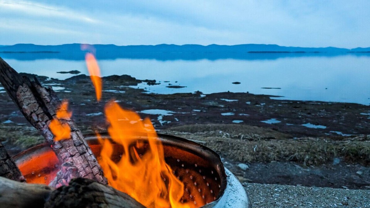 Cap-Saint-Ignace Ski Chalet | Les Chalets Bleus - Small cottage with spa by the water - Cottage 3