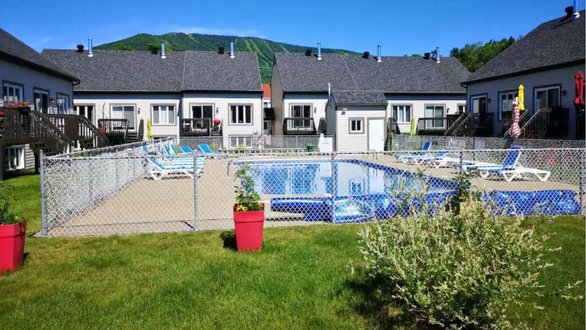 Beaupre Apartment | Les Condos de la Montagne 1