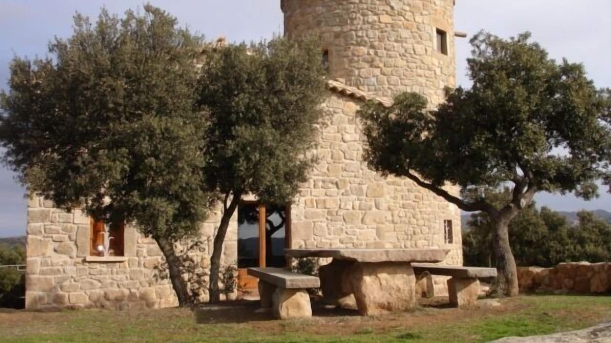 Biosca Cottage | Les Cots de Lloberola from 14 to 47 people