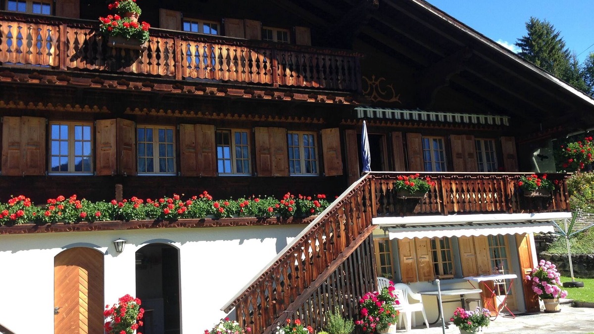 Ormont-Dessus Apartment | Les Diablerets Apartment for 2 people in quiet Swiss chalet 5 min from village.