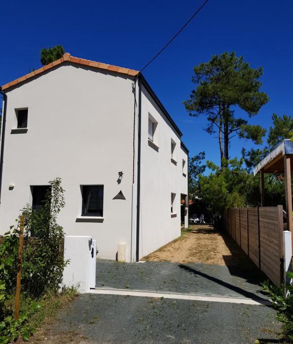 La Tranche-sur-Mer Villa | LES EMBRUNS