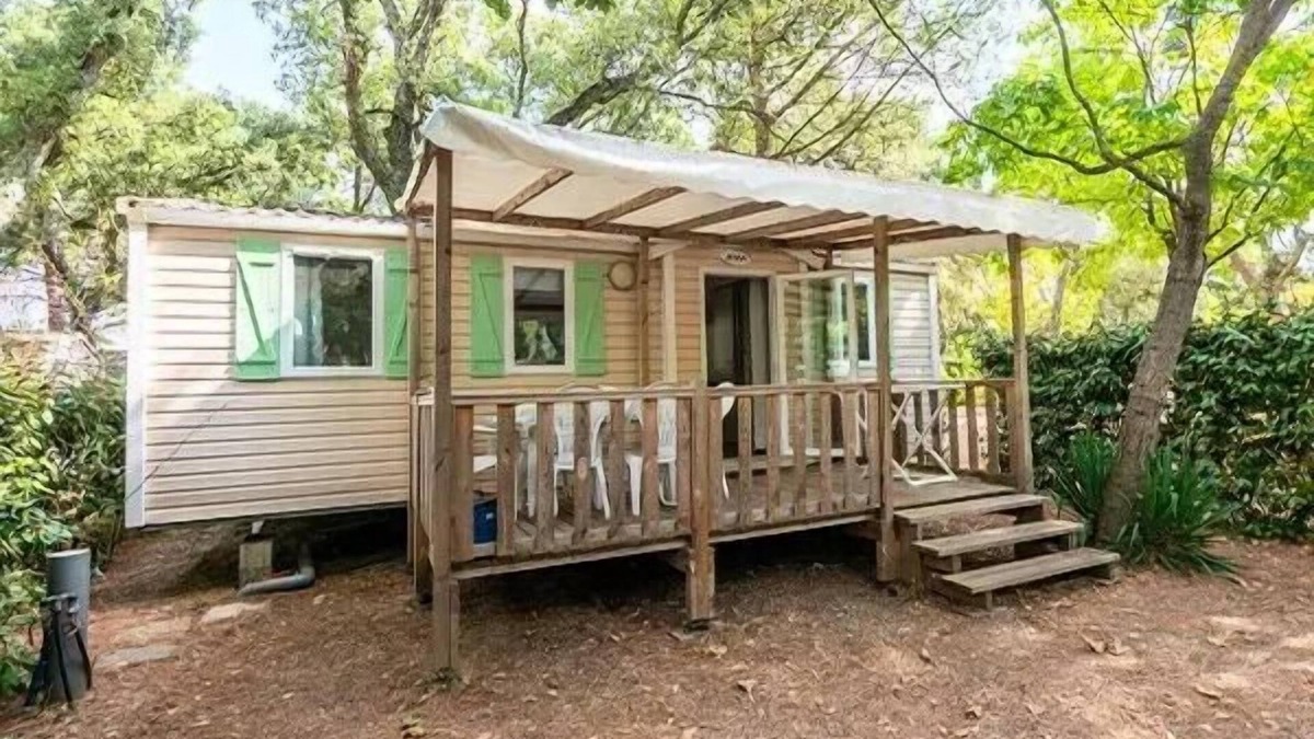 Ivry-la-Bataille House | Les Fontaines Campsite* - Classic 4-room mobile home for 6 people