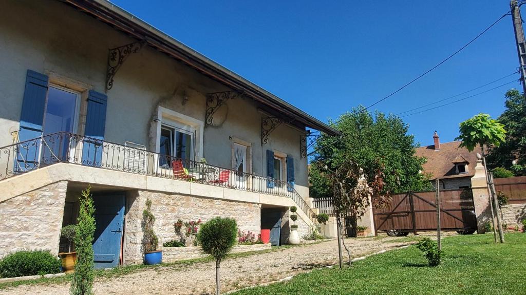 Laives House | Les fontaines