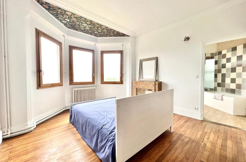 Les 3 Cites House | Les hauts de tison ~ Vue sur la vallée du Clain