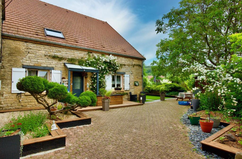 Orges Bed & Breakfast | Les Nymphéas 52