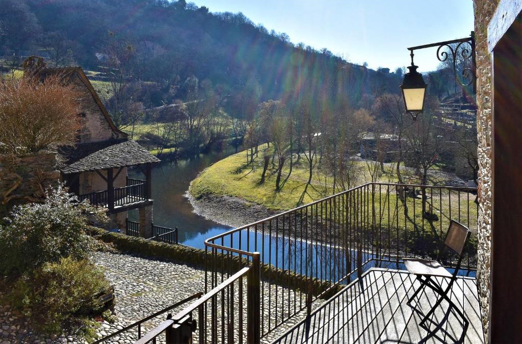Belcastel House | Les Oiseaux De Belcastel, family house