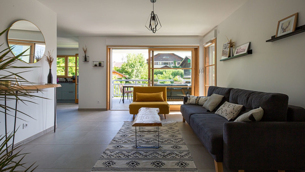 Talloires-Montmin Apartment | Les Pieds Dans L'eau - Talloires, Lac D'annecy