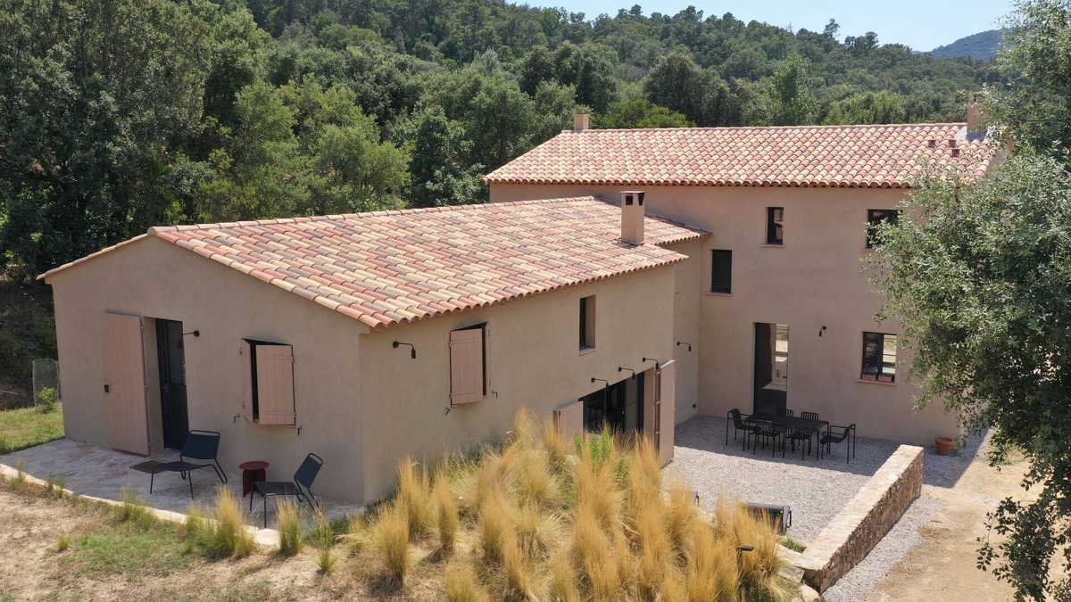 La Mole House | Les Plaines, Country house