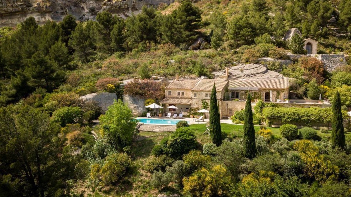 Les Baux-de-Provence Villa | Les Rochers - Five Bedroom Villa, Sleeps 10
