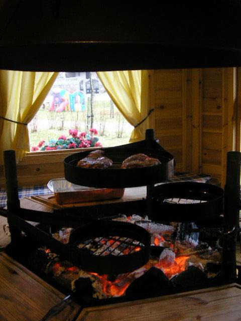 Ouagne House | Les Roulottes de Maufront