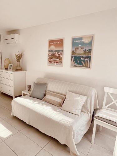 Palavas-les-Flots Apartment | Les Soleillades - T2 cosy pour 4 pers - Piscine, parking privé, à 100m de la plage - LaConciergerieByNina