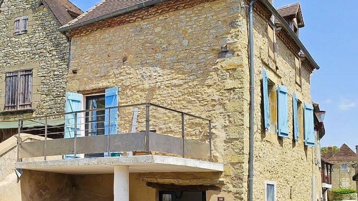 Betaille House | Les Volets Bleus - BETAILLE