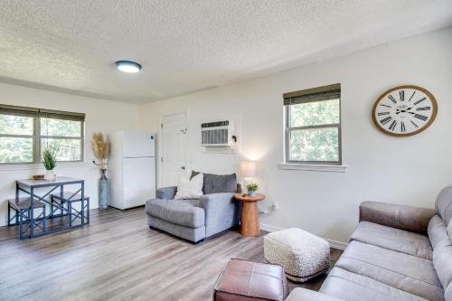 Sallisaw House | Less Than 1 Mi to Cherokee Casino Sallisaw! Home Near I-40