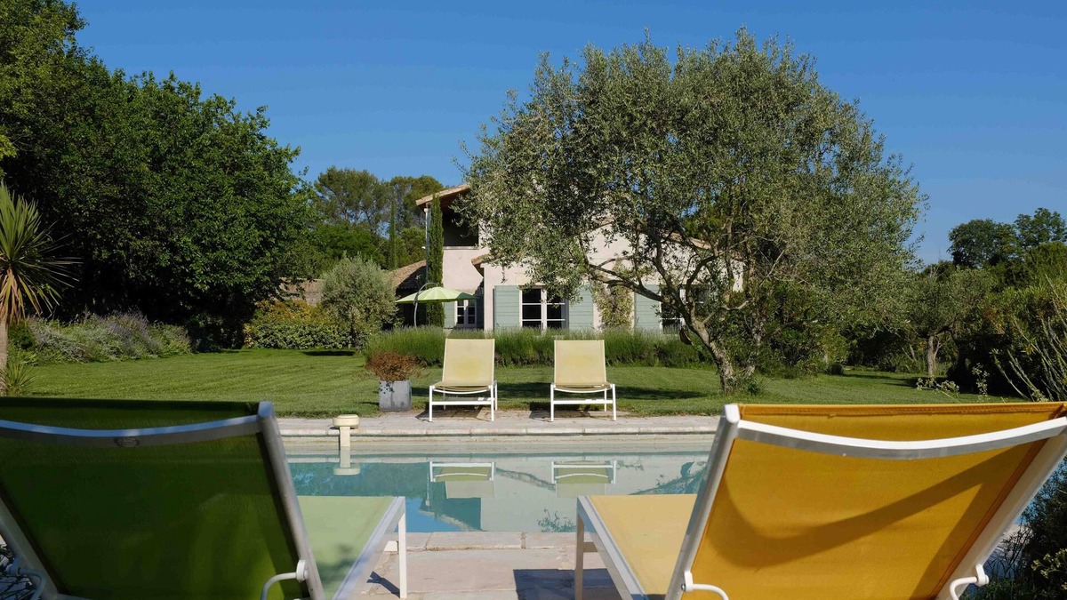 Uzes Villa | Less than 10 min. walk from the center of Uzes, luxurious villa with heated pool