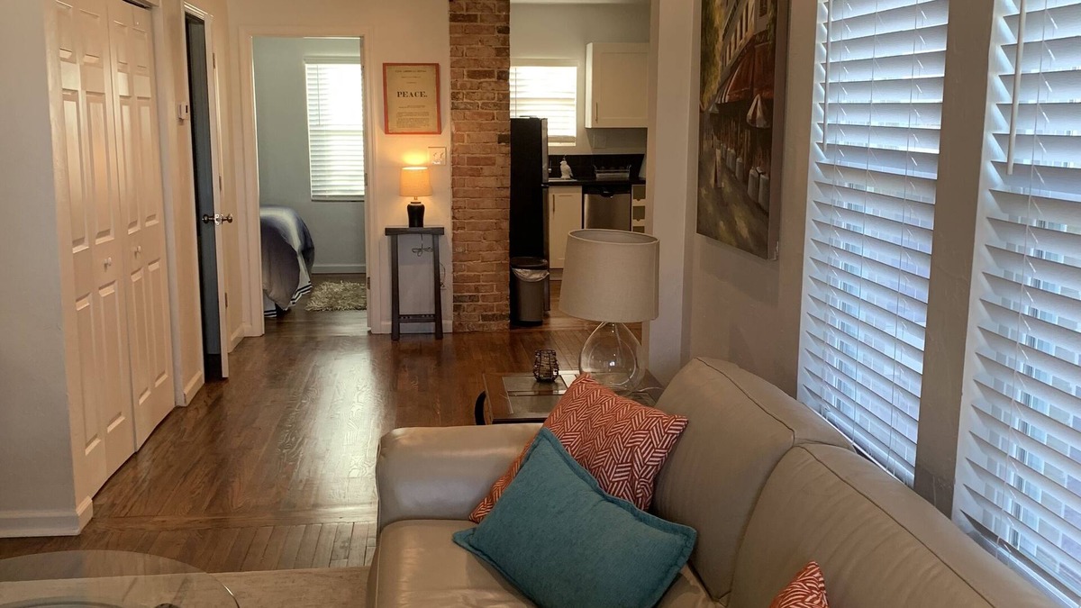 Central Oklahoma City Apartment | Less than one mile from Health Science Center!