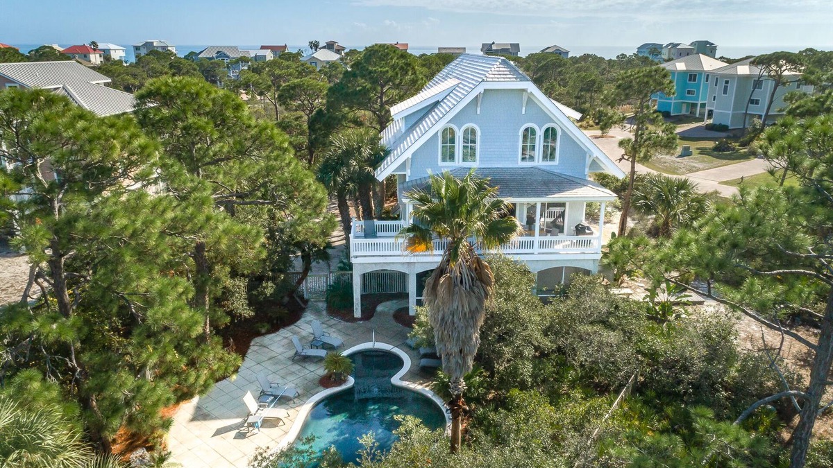 Sea Palm Village House | Let Camelot become your escape from realty.