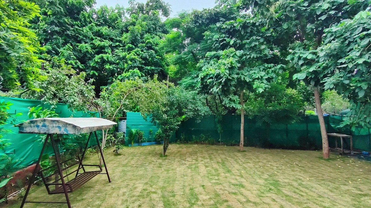 DLF City Apartment | Let'stay DLF Phase- 1, Gurugram