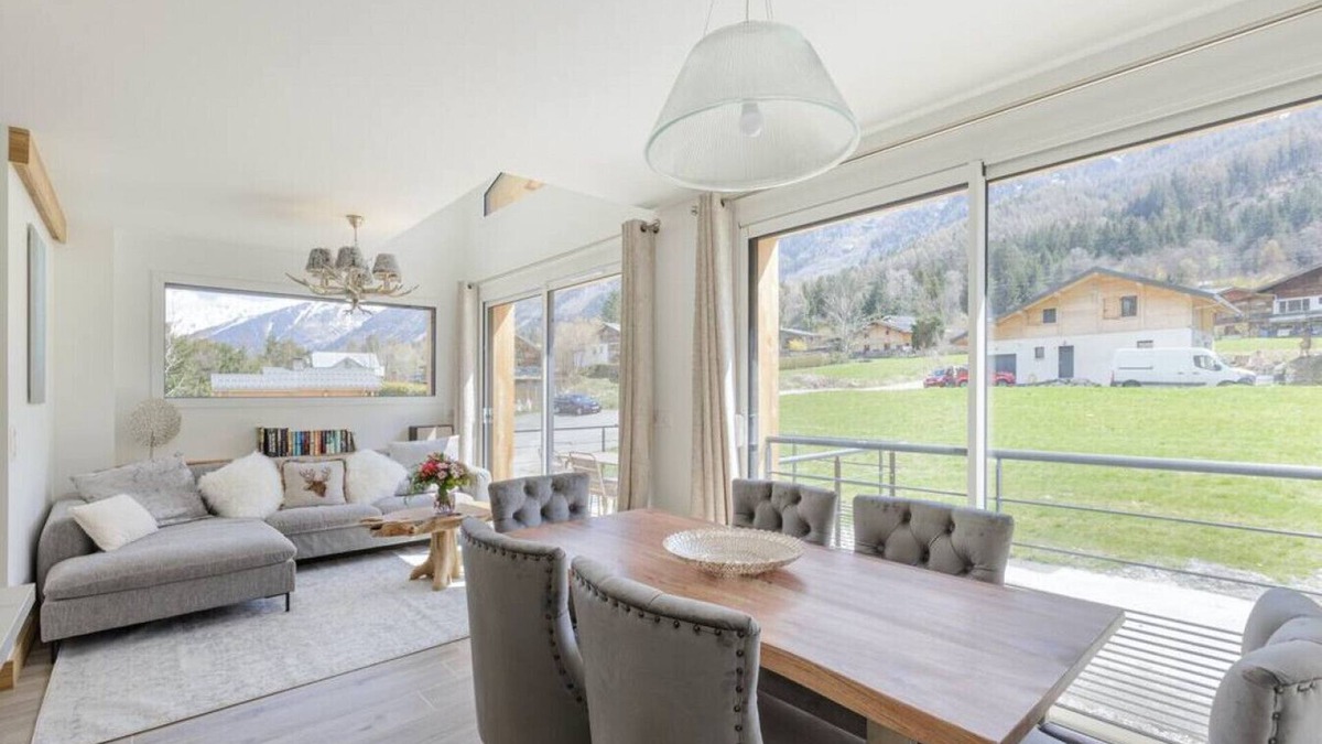 Les Bossons Ski Chalet | Levant - Chalet Moderne 6pax | Views | Terraces | Comfort