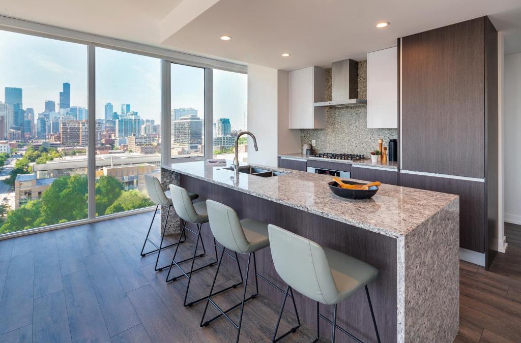 Near North Side Hotel | Level Chicago - Old Town