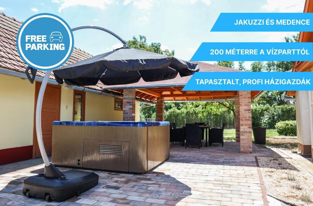 Bekesszentandras House | Levendulás Tanya Szarvas - Jakuzzi és medence