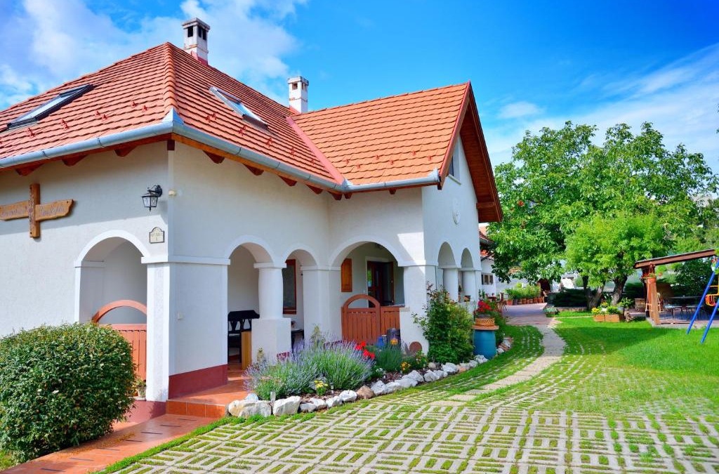 Lovas Villa | Levendula Vendégház Lovas