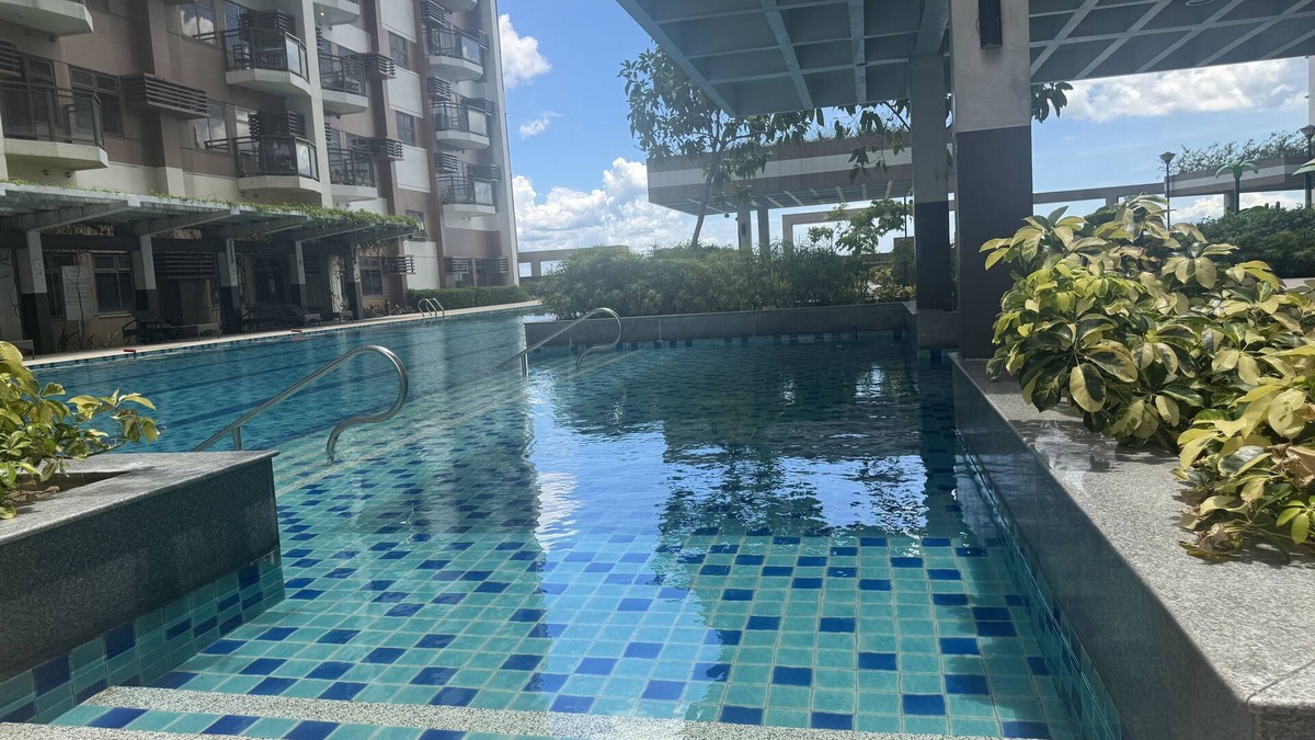 Pasay Condo | Levi & Moon Relax and Chill